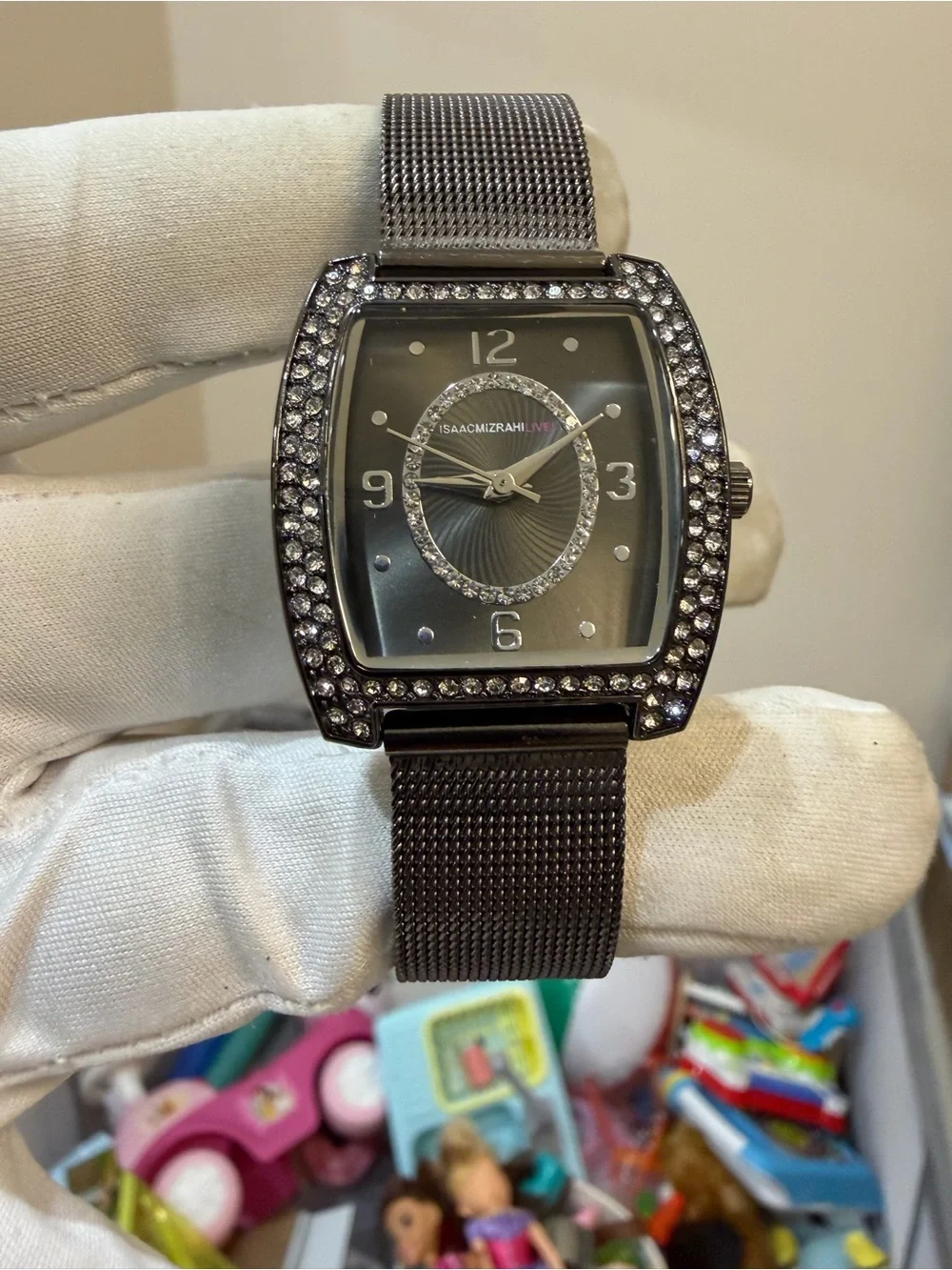 Isaac Mizrahi Live IMZ748 Womens Gunmetal Tonneau Crystal Watch Mesh Band PC21